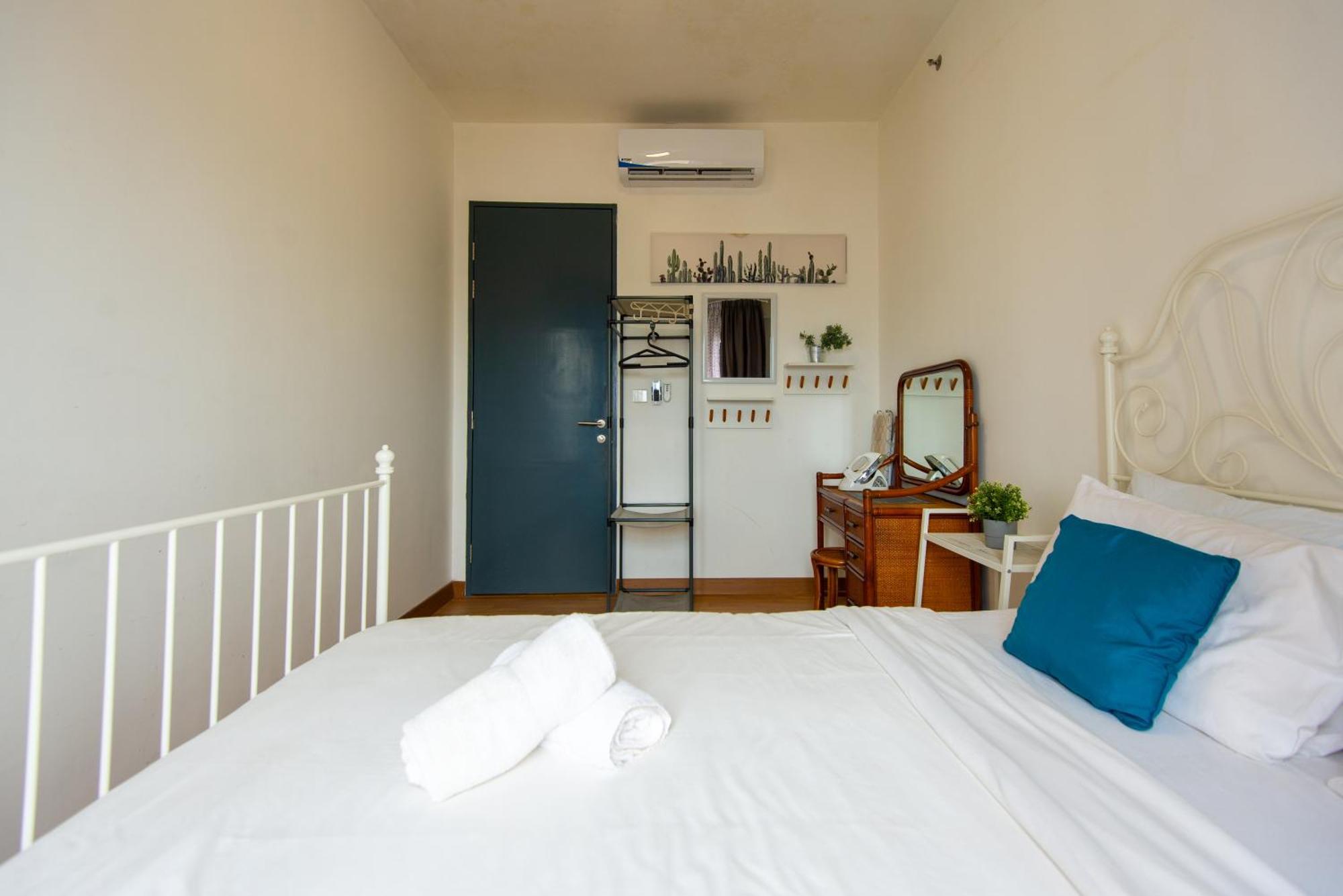Apartamento Casa Orient @ Macalister 218 ❈中路218东方之家 3Br 8Pax George Town Exterior foto